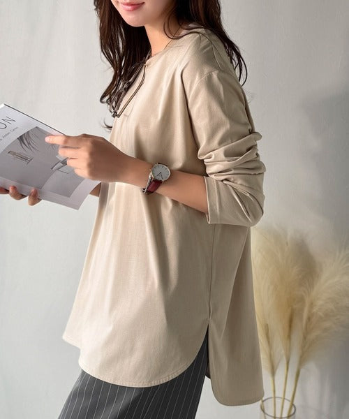 品よく、楽ちん。大人の余裕が漂う。シルケット素材 レイヤード ラウンドヘム 長袖 ロンTEE ce1020296