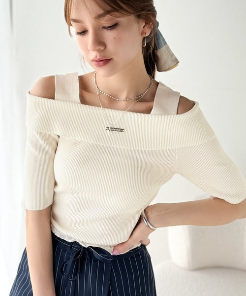 【mily bilet】あざと肌見せに”きゅんっ”。プレート使いオフショルニット(半袖） mi1029129