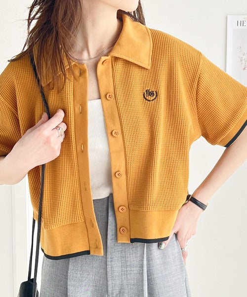 大人レディな正統派。胸刺繍ワッフル短丈ポロカーデ ce1010279