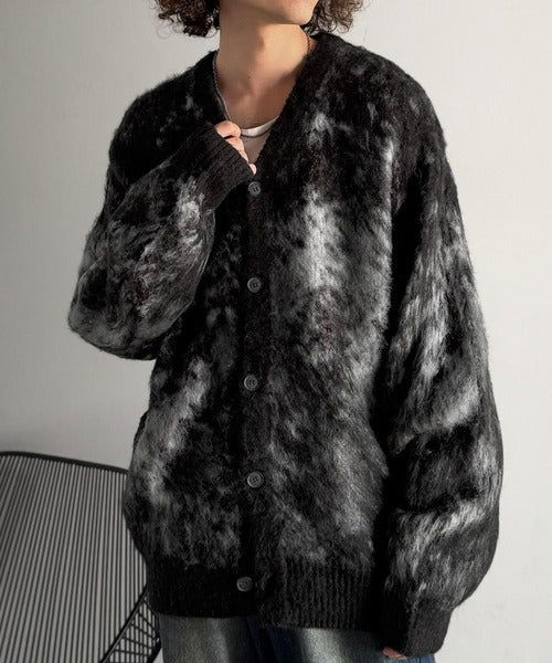 【Classical Origin】「まるで毛布。」モヘアライクシャギー素材Vネックカーディガン／Mohair-Like Shaggy Knit V-Neck Cardigan co0780003