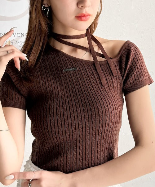 【mily bilet】高見えデザイン。ロゴプレート付き肩リボンケーブル柄サマーニット（半袖） mi1029099