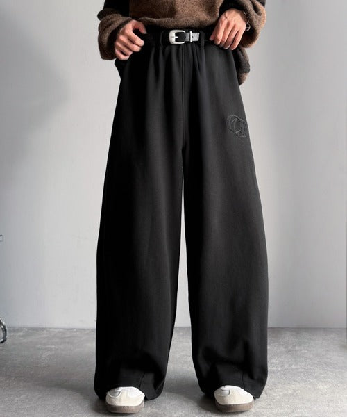 【Classical Origin】「シルエット推し。」アップリケデザインオーバーサイズスウェットパンツ／Applique Detail Oversized Sweatpants co1150046