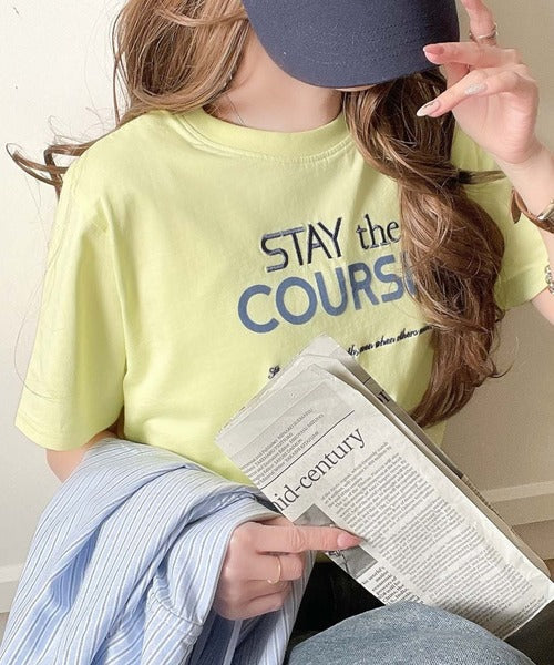 【sustaina+】シンプルなのに格上げ感抜群。オーガニックコットン100%前後2wayロゴ刺繍＆フロッキーTシャツ(半袖) ce1260399