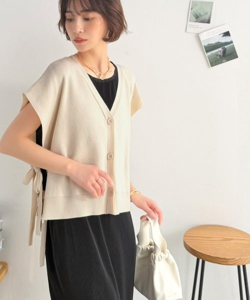 【Classical Evon】楽ちんと上品は、欲張れる。 ニットベスト×プリーツカットストレートワンピース（セットアップ） ev1260621