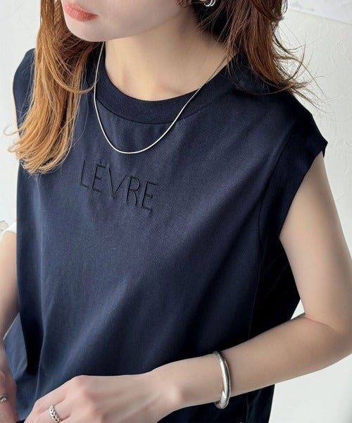 春夏コーデの主役！シルケット胸元刺繍サイド裾スリット入りノースリーブカットソー ce1020199