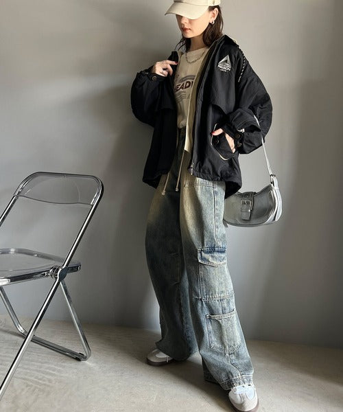 《Javaジャバコラボ》こだわり配色でスポーツMIXコーデが叶う。胸刺繍×襟配色ブルゾン jv1260213