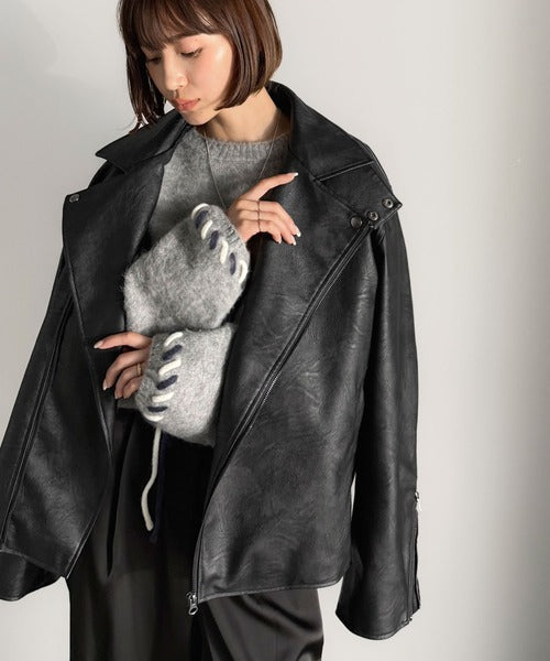 《JaVaジャバコラボ》甘さ控えめ、無敵の女っぽさ。フェイクレザーダブルライダースジャケット jv1010466