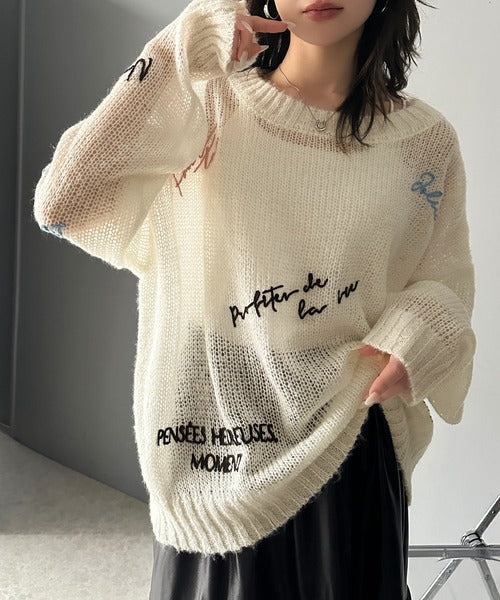 【mily bilet】女性らしさ滲み出る透け感が魅力。透かし編みランダム刺繍ルーズニット mi1029079