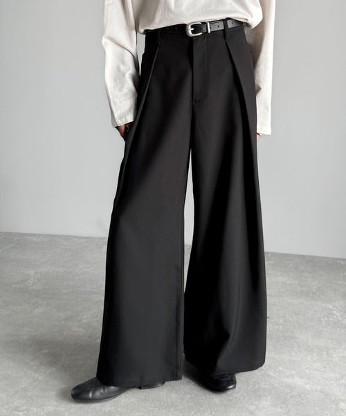 【Classical Origin】「袴型立体シルエット。」インタックワイドフレアスラックス／In-Tuck Design Wide Flared Pants co1150055