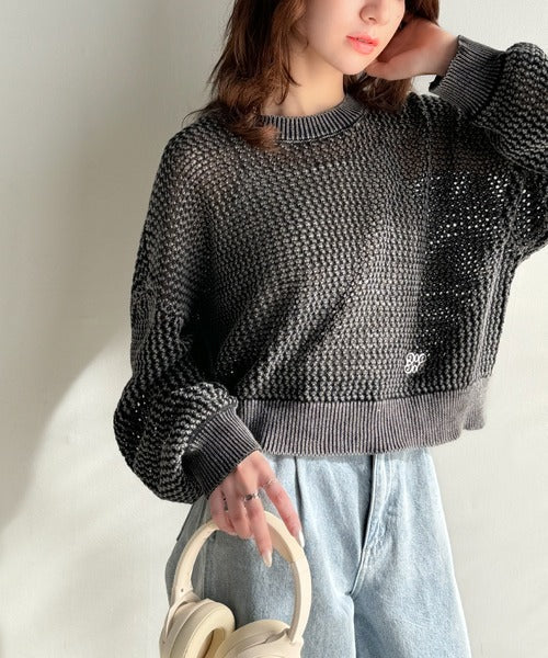 【mily bilet】絶妙な透け感が魅力！綿100％ブローチ付きストーンウォッシュメッシュニット(プルオーバー) mi1359006