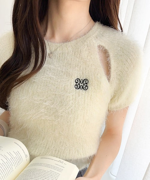 【mily bilet】ふんわり大人ガーリーな雰囲気を。胸刺繍肩スリット半袖シャギーニットプルオーバー mi1259013