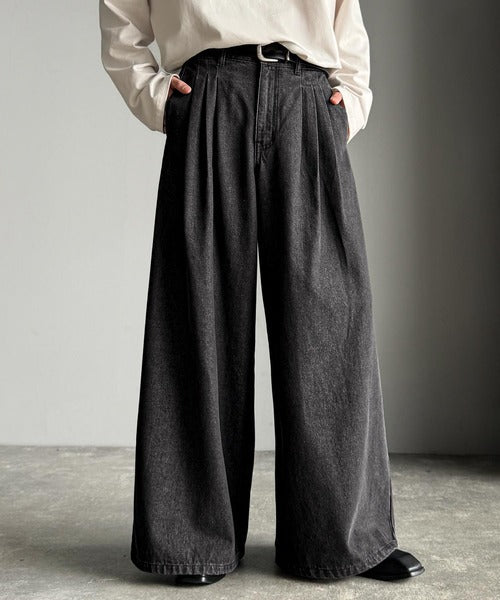【Classical Origin】「贅沢シルエット。」3タックワイドデニムスラックス／Triple-Tuck Wide Denim Trousers co0900001