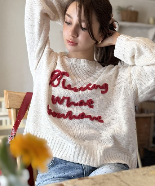 【mily bilet】デイリースタイルを華やかに彩る。コード刺繍ネップニットプルオーバー mi1359018