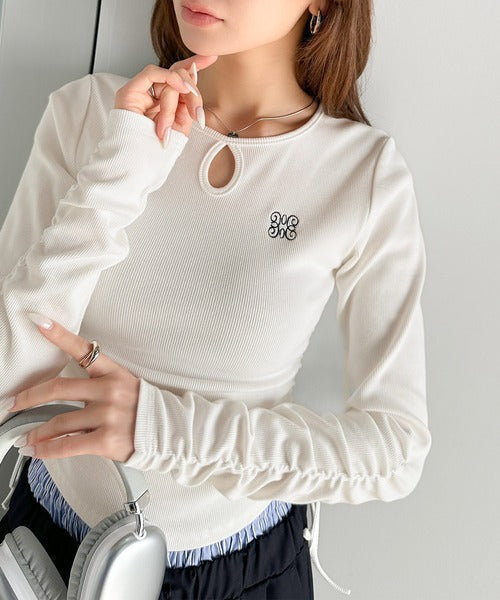 【mily bilet】着こなし思いのまま。ロゴ刺繍サイドギャザーリブカットソー（長袖） mi0789007