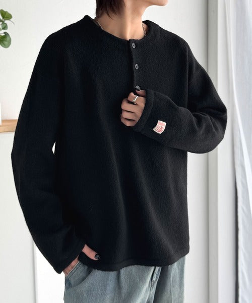 《JaVaジャバコラボ》クラシカル×モダンな一枚。ラガーデザインリラックスニット（長袖） jm1020270