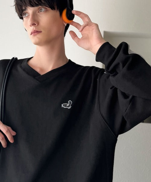 【Classical Origin】「個性をアクセントに。」袖ライン配色Vネックスウェットトレーナー（長袖）／Color Blocked Sleeves V-Neck Sweat Trainer co1150044