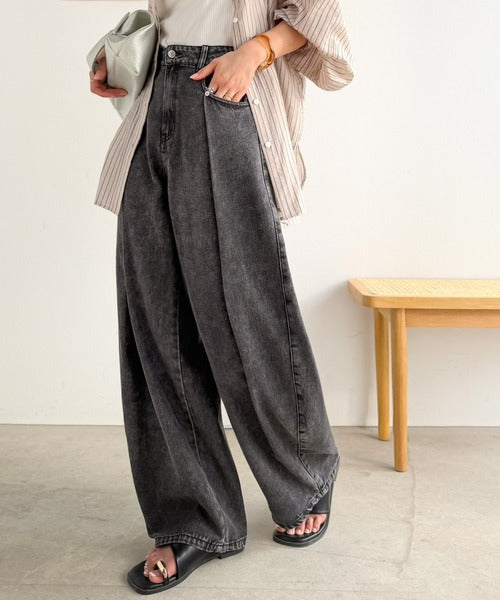 《JaVaジャバコラボ》頑張らない日の“正解ボトム”。フロントタックハイウエストコクーンデニムパンツ jv1400007