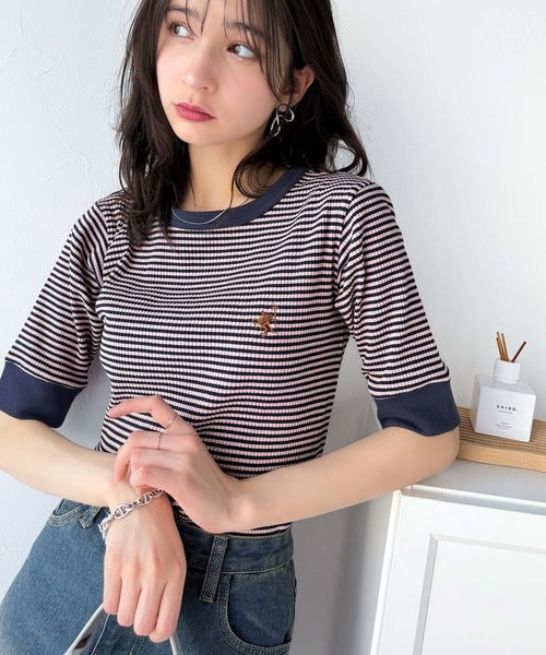 大人可愛いの新定番。袖リンガーボートネック胸刺繍ボーダーTシャツ（半袖） ce1260419