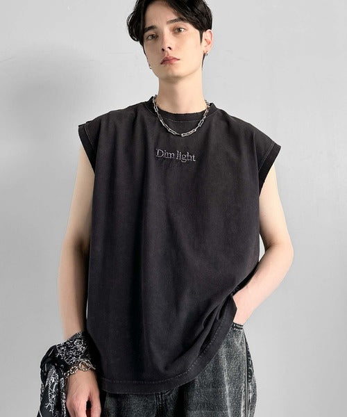 「1枚で主役。」紐刺繍スノーウォッシュ加工ノースリーブTシャツ／String Embroidery Snow-Washed Sleeveless T-Shirt co1150032