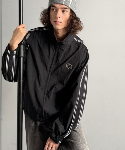 【Classical Origin】「大人ストリート。」サイドライン仕様ナイロントラックジャケット／Side Line Accents Nylon Track Jacket co1150063