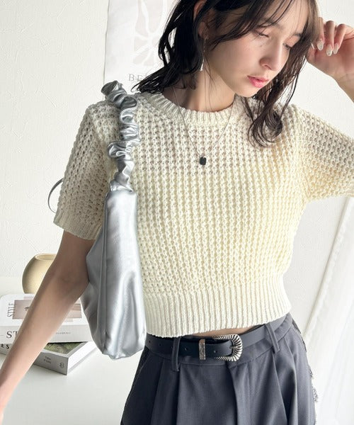 立体編みで叶う上品なリラックス感。半袖ワッフルコンパクトニット ce1020222