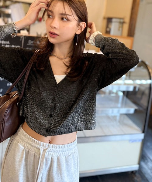 【mily bilet】抜け感とキラ感、どっちも欲張るのが正解◎箔プリントメッシュショート丈Vネックカーディガン(長袖) mi1259016