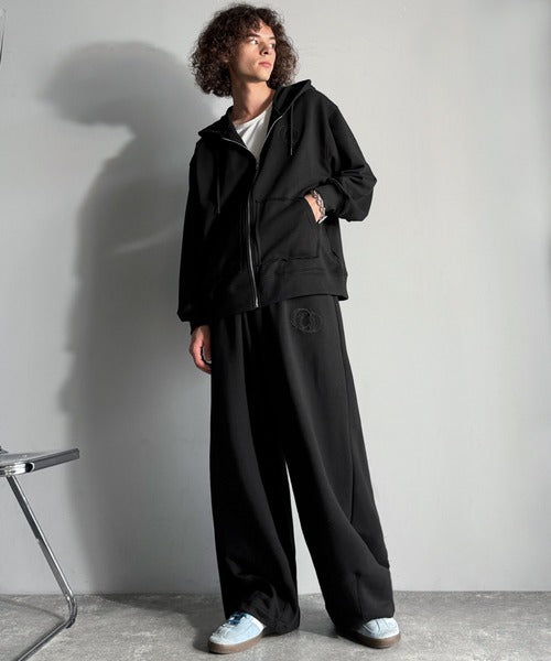 【Classical Origin】「シルエット推し。」アップリケデザインオーバーサイズスウェットパンツ／Applique Detail Oversized Sweatpants co1150046