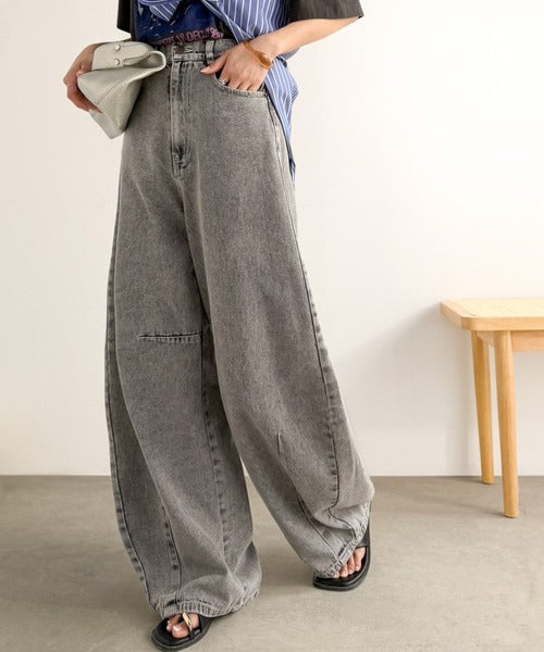 《JaVaジャバコラボ》ゆるっと可愛い、最旬シルエット。バレルレッグワイドカーブデニムパンツ jv1400004