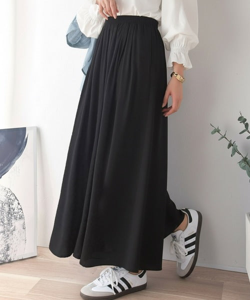 さらり、軽やか。リラックスstyleキマる。レーヨン素材ウエストギャザーフレアシルエットワイドパンツ ce1015084