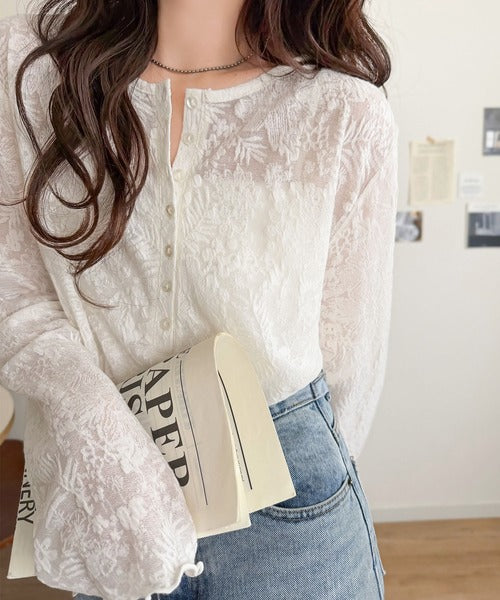 コーデに花を咲かせる♪花柄シアージャガードヘンリーネックフリル使いトップス（長袖） ce1010687