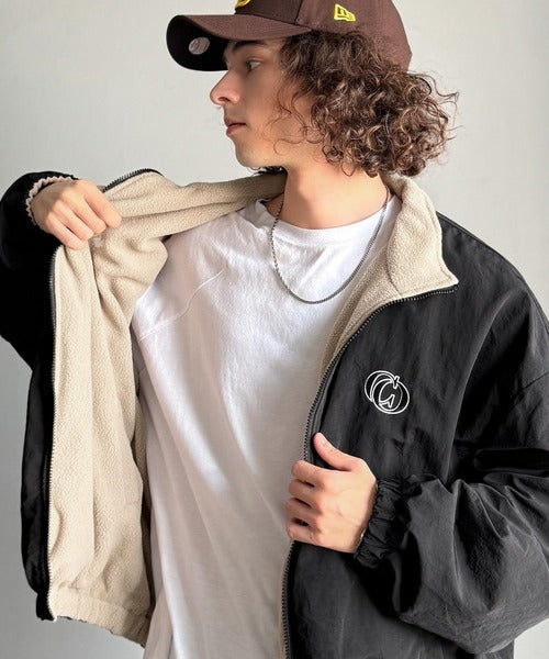 【Classical Origin】「これ1着で実質2着分の価値。」ナイロン×ボア2wayリバーシブル胸元刺繍ブルゾン／2WAY Reversible Nylon Boa Blouson co1150079