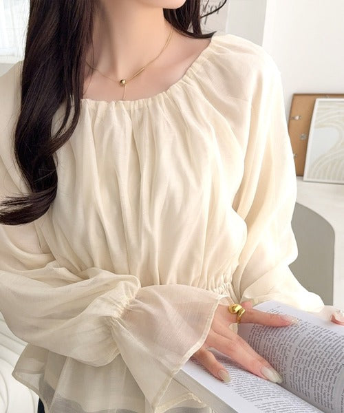 【mily bilet】シアー×ペプラムで、大人可愛く。キャンディスリーブシアーギャザーペプラムブラウス (長袖) (シアー) mi1019163