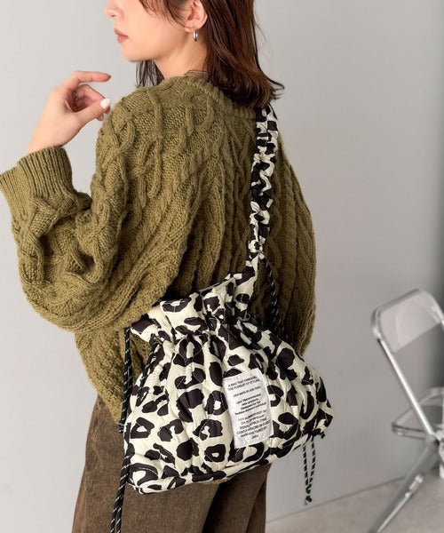《JaVaジャバコラボ》2wayシルエットでシーンを選ばず活躍♪キルティングパフィドロストバッグ jv1179077