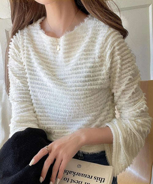 大人の女性にぴったり！高級感溢れる起毛ボーダージャガード袖フレアトップス ce1010365
