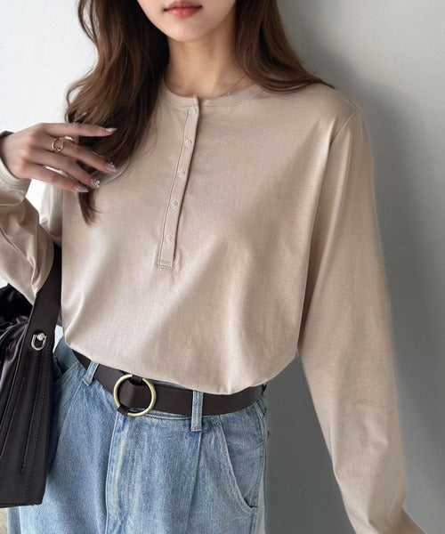シンプルだからこそ、こだわりたい。シルケット加工ドット釦ヘンリーTシャツ（長袖） ce1020314