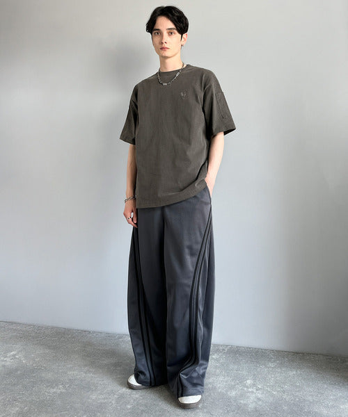 「イマドキな、古着感。」袖ポケット付きピグメント加工刺繍入りTシャツ／Sleeve Pocket Pigment-Dyed Embroidery T-Shirt co1150025
