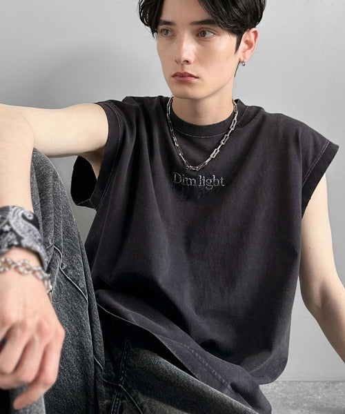 「1枚で主役。」紐刺繍スノーウォッシュ加工ノースリーブTシャツ／String Embroidery Snow-Washed Sleeveless T-Shirt co1150032