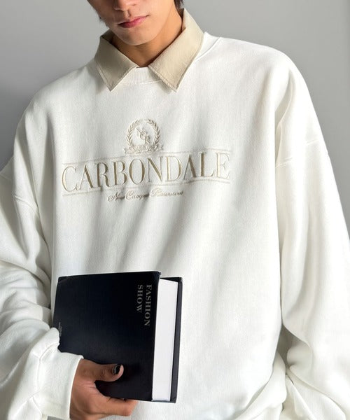 【Classical Origin】刺繍カレッジロゴ裏起毛スウェット／Embroidered College Logo Fleece Sweatshirt ao1330040