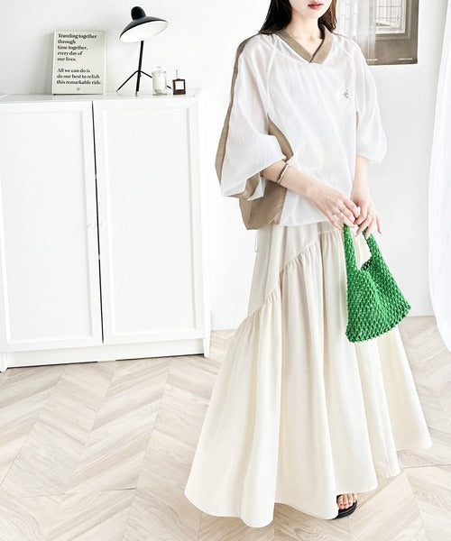 レトロ配色が今っぽ！胸刺繍配色シアー裾ドロストVネックプルオーバー ce1110082