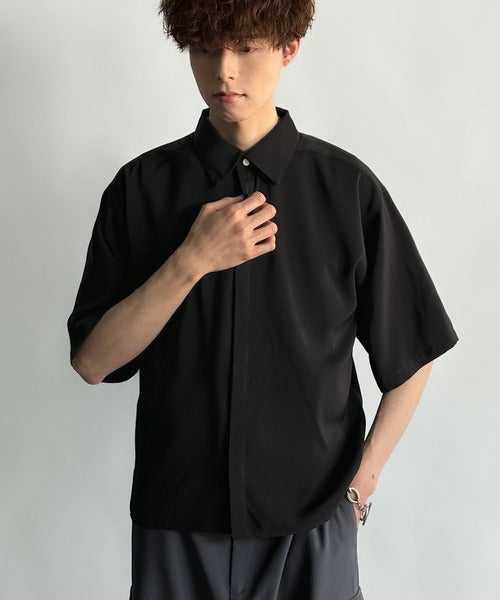 Cropper Box Style Hidden Placket Shirt ／比翼デザインショート丈シャツ co1010005