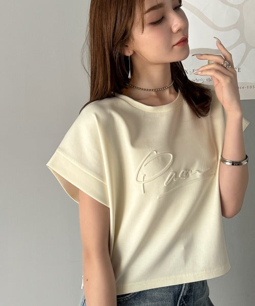 《JaVaジャバコラボ》上品な大人の抜け感。フロントPAEANエンボス加工半袖Tシャツ（ロゴ） jv1260427