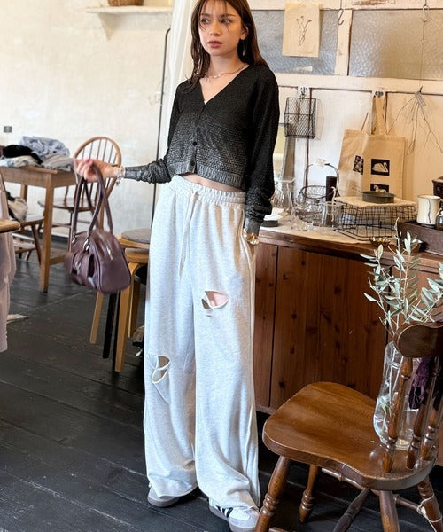 【mily bilet】抜け感とキラ感、どっちも欲張るのが正解◎箔プリントメッシュショート丈Vネックカーディガン(長袖) mi1259016