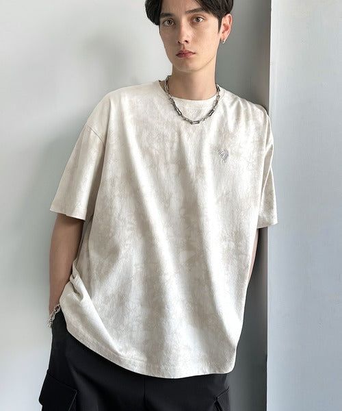 「視線を独り占め。」タイダイ染め刺繍入りオーバーサイズTシャツ／Tie-Dye Embroidered Oversize T-Shirt co1150031