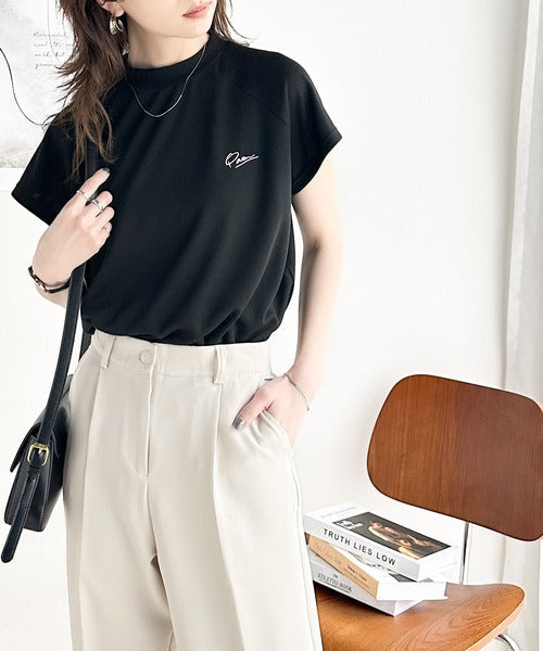 キレイめ大人のフレンチ袖。胸刺繍ラグランモックネックフレンチTシャツ ce1010311