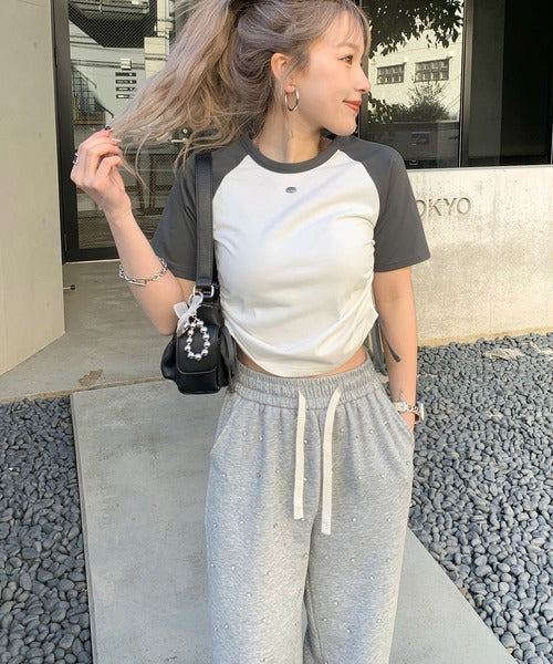 【mily bilet】サイドの絞りが可愛いさプラス。プレート使いラグランTシャツ（半袖） mi1329027