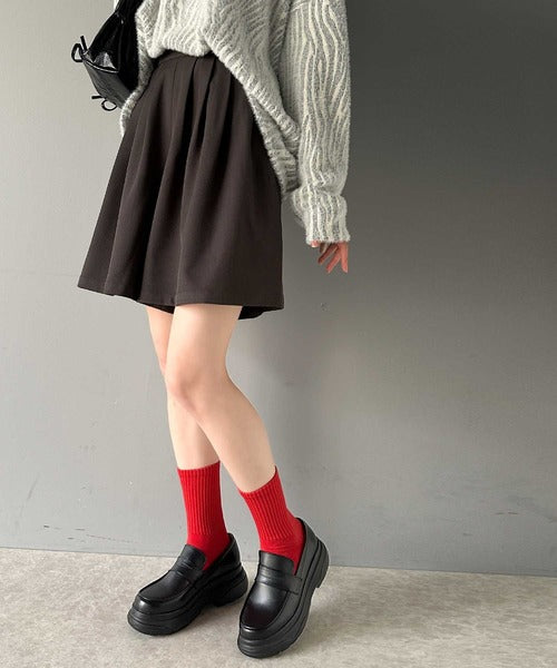 《mily bilet》まるでスニーカーのような履き心地。軽量厚底フェイクレザーコインローファー mi1129015