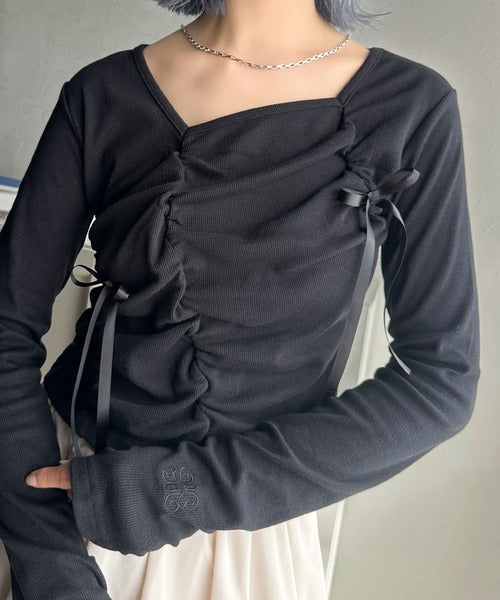 【mily bilet】大人ガーリーな雰囲気。サテンリボン付き袖口刺繍ギャザーリブカットソー mi1359003