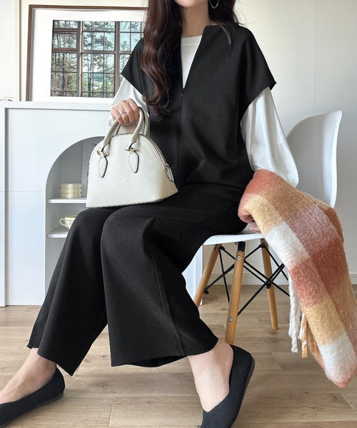 シンプルだけど、襟元に大人の抜け感。ハーフジップオールインワン ce1010499
