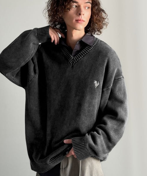 【Classical Origin】「自分ウケ最強。」綿100％刺繍入りピグメント加工Vネックセーター／Pigment-Dyed 100% Cotton Embroidered V-Neck Sweater co0780016