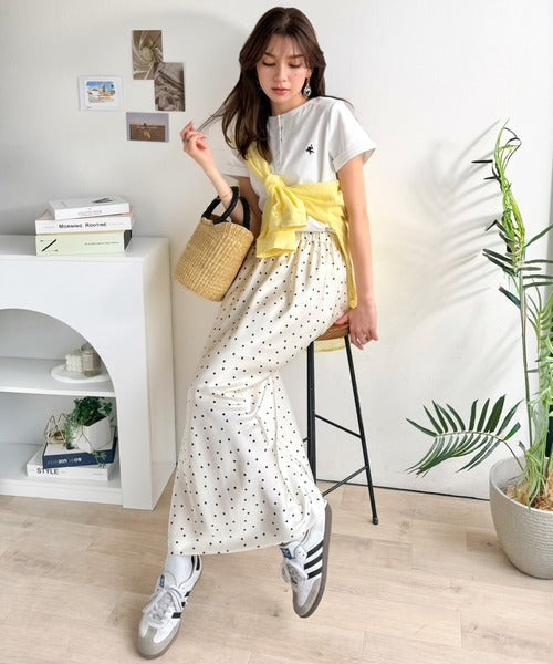 すっきり華奢魅せ。袖ロールアップ胸刺繍入りヘンリーネックリブTシャツ (半袖) ce1410009